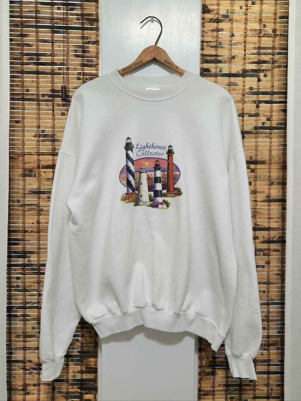Vintage "Lighthouse Collector" Graphic Sweatshirt
